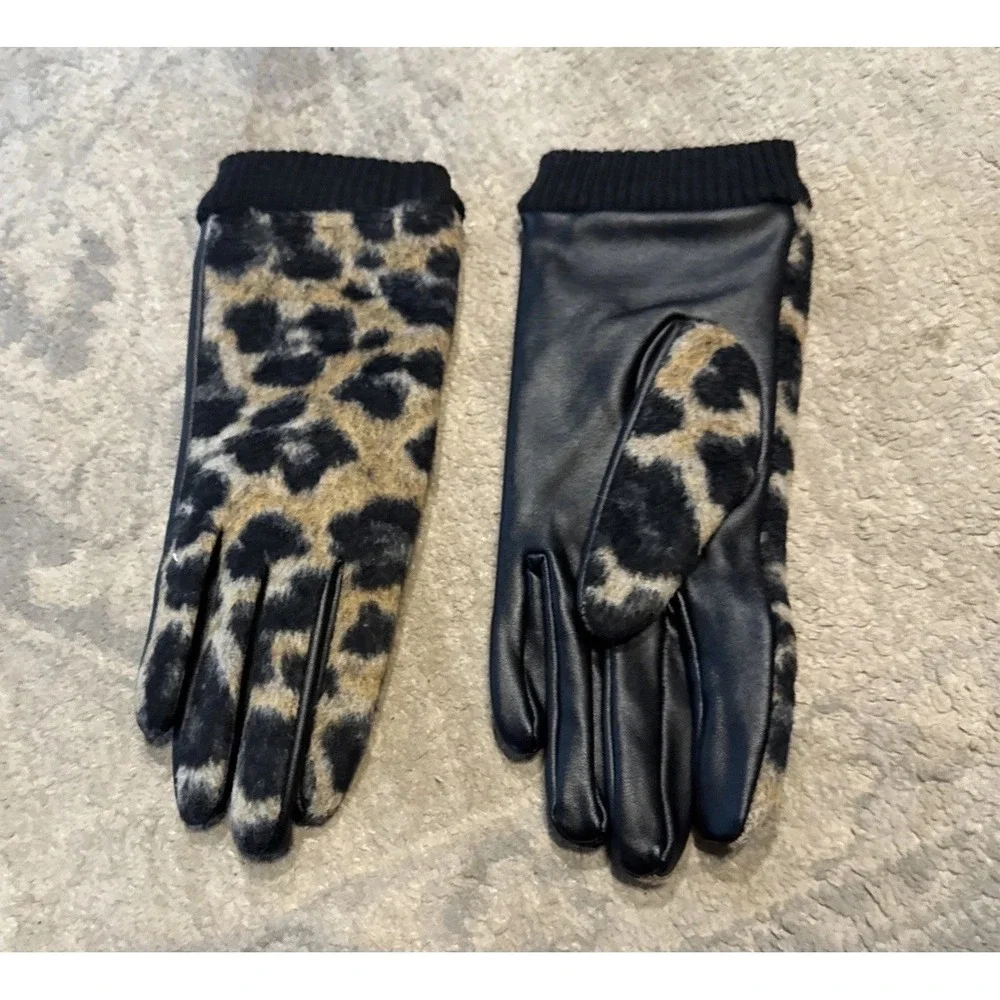 Womens Mud Pie animal print‎ Lined Gloves Warm and Soft One Size